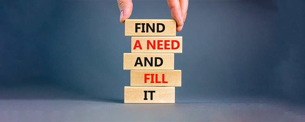 Top 7 Features Your Business Needs in a Fleet Tracking App in the UAE